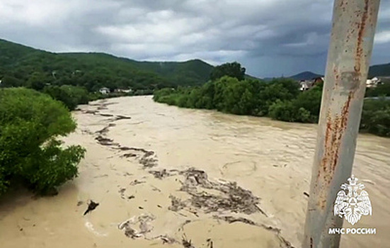 В Туапсе ликвидировали последствия наводнения