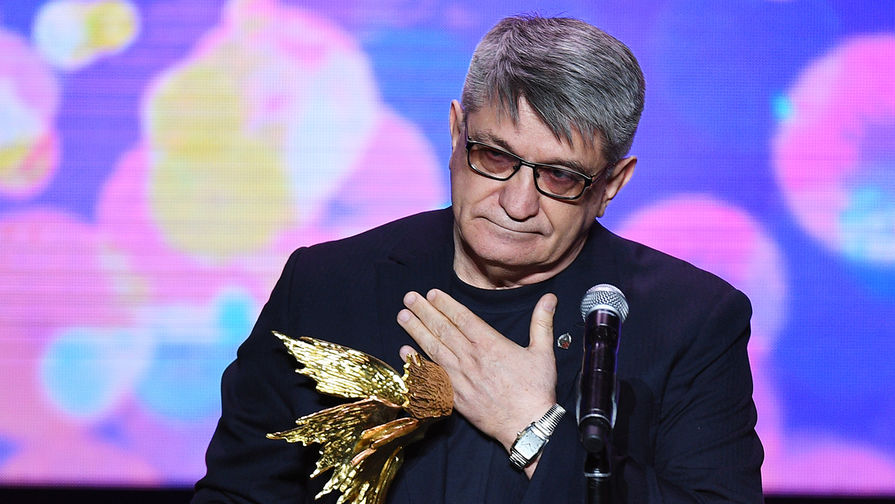Сокуров опубликовал открытое письмо Михалкову о запрещенном кино