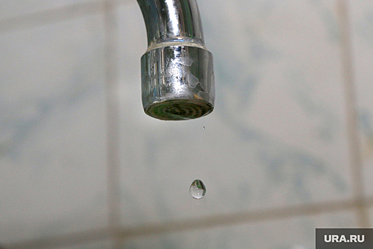В центре Кургана без воды остались филармония и гостиница