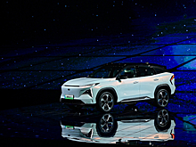 У Geely появился 390-сильный гибридный кроссовер