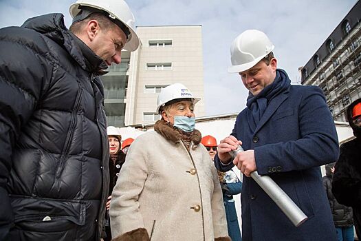 В Анапе заложили капсулу с посланием потомкам, медицинскую маску и «Спутник-V»