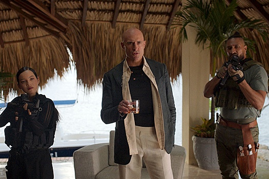 В России вышел экшн-триллер «Лига теней»