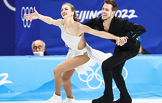 Синицина и Кацалапов стали вторыми в произвольном танце командного турнира на Олимпиаде