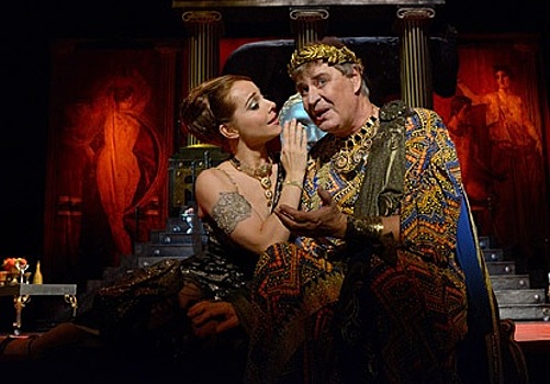 Театр имени Моссовета покажет постановку «Римская комедия (Дион)» в день юбилея Зорина