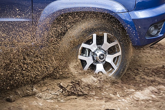 Испытания УАЗ "Патриот" и "Пикап" с новой трансмиссией и ДВС сняли на видео