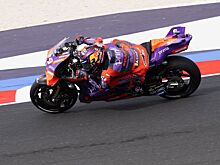 Мартин выиграл гонку MotoGP ГП Индонезии, Баньяя — третий. Завал в начале гонки