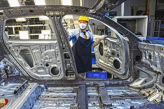 Россию захватили китайские автомобили. Как Китай борется с США и Европой за мировой рынок авто?