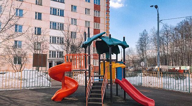 Работы по благоустройству территории дома №24 проведут в рабочем поселке Киевский