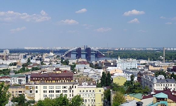 В центре Киева снесли усадьбу Зеленских