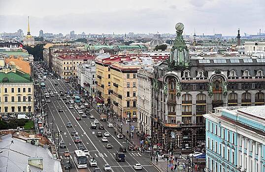 Депутаты в Петербурге раскритиковали вид Невского проспекта