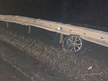 В Волгоградской области с дороги слетели легковой и грузовой автомобили