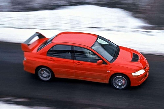В РФ продают Mitsubishi Lancer Evolution в музейном состоянии