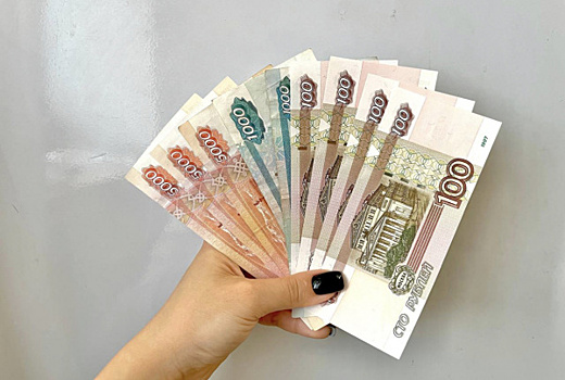 Обесценились: в России резко снизилось количество фальшивых купюр