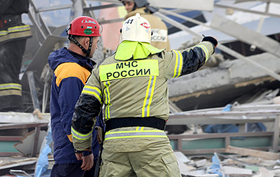 Один человек погиб при обрушении кровли на военном гарнизоне под Астраханью