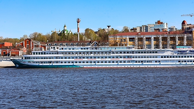 Сколько человек отправились в речные круизы из Москвы с начала сезона