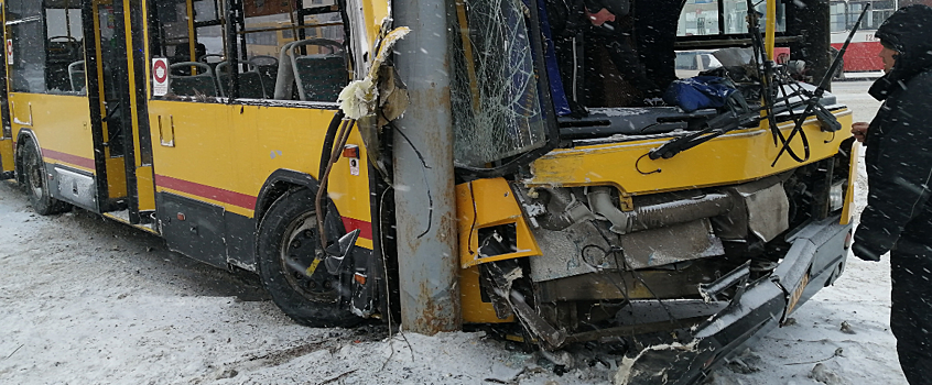 Количество пострадавших в ДТП с автобусом в Ижевске увеличилось до шести человек