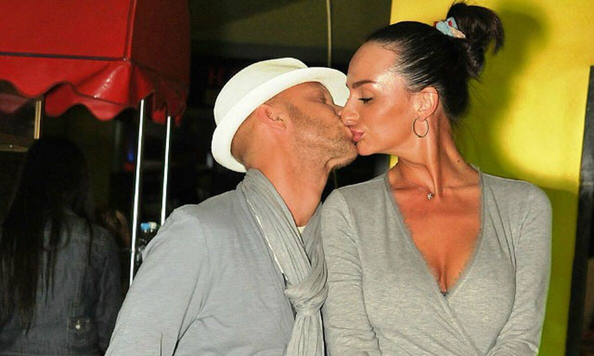 С Варнавой ничего общего: вот как выглядит "секретная" жена Хрусталева (фото)