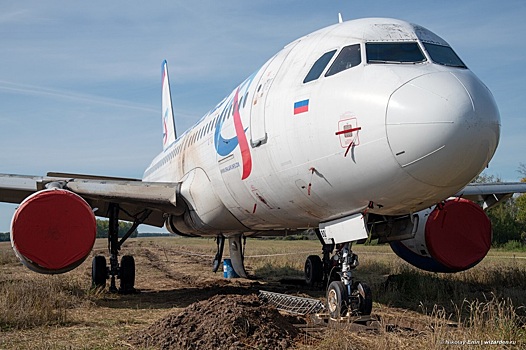 Росавиация проведет новое расследование посадки самолета на поле в Новосибирской области