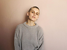 Обнуление: Мельникова, Высоцкая, Кожевникова и другие звезды, побрившиеся налысо