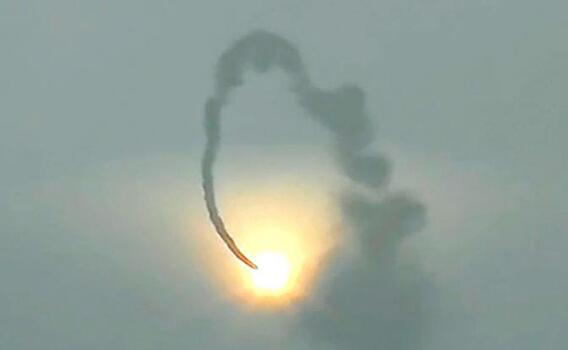 Уроки СВО: "Жужжат в небе постоянно. После атаки одного такого коптера на наш блиндаж с весны валяюсь в госпитале"