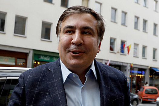 Зеленский заявил, что будет работать над возращением Саакашвили на Украину