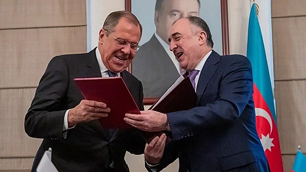 Главы МИД России и Азербайджана оценили динамику двусторонних отношений