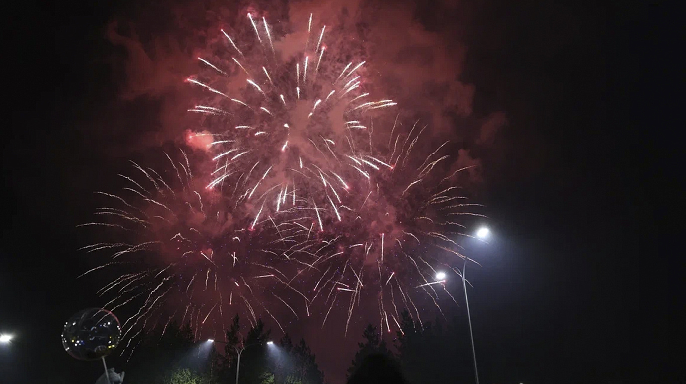 В Ноябрьске определили три площадки для запуска новогодних салютов