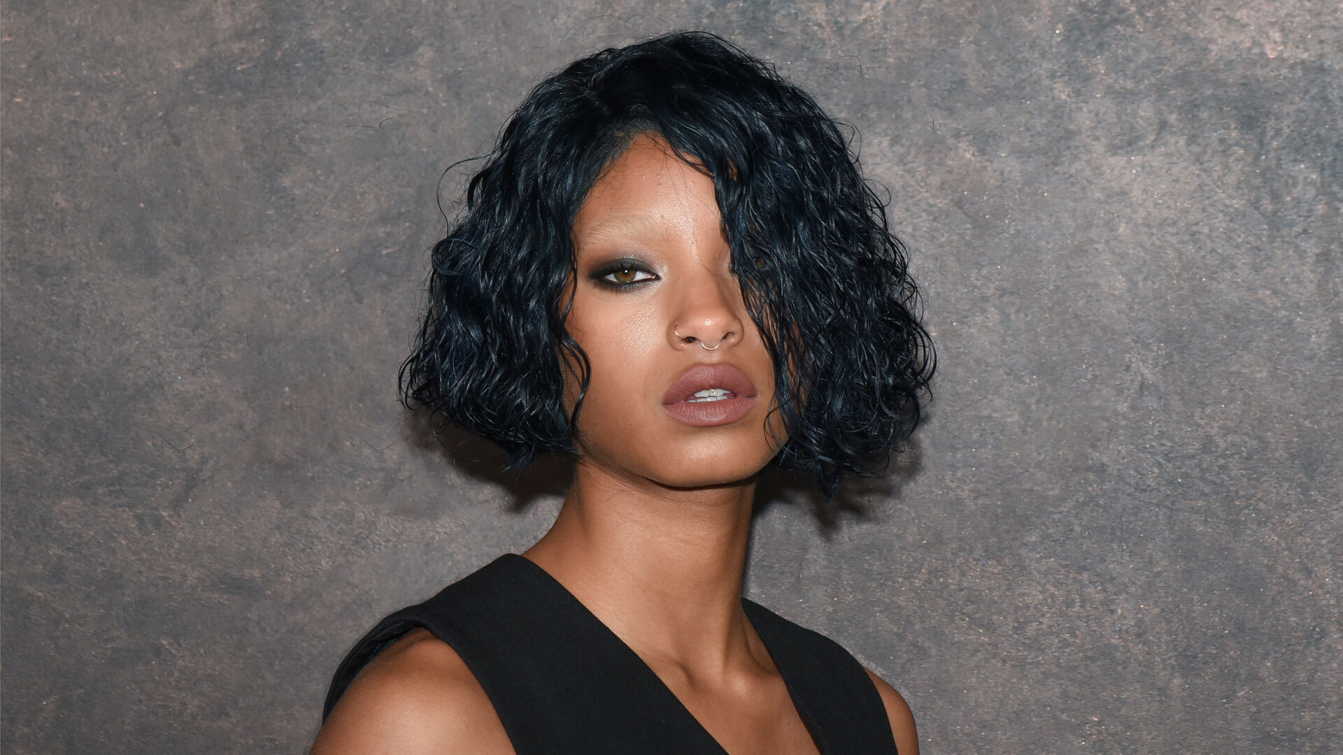 Уиллоу Смит на премьере фильма «Эмансипация», 30 ноября 2022 года