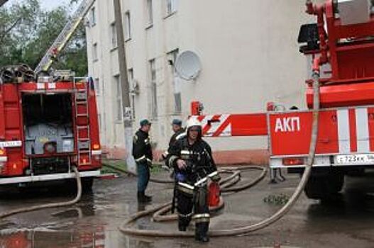 Массовые эвакуации прошли на выходных в Омске из-за пожаров