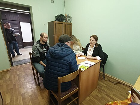 Пострадавших от паводка оренбуржцев консультируют по вопросу получения компенсации