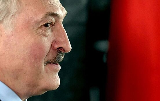 Лукашенко сравнил ситуацию у границ с началом ВОВ