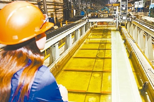 Дефектоскописты ВСМПО осваивают обновленный "Сплав-6"