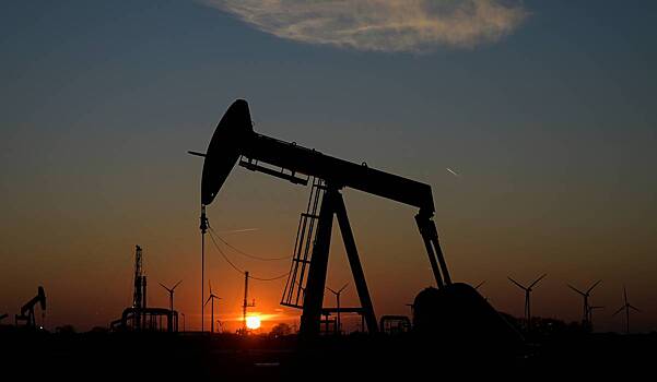 Мировые цены на нефть достигли максимума с начала сентября