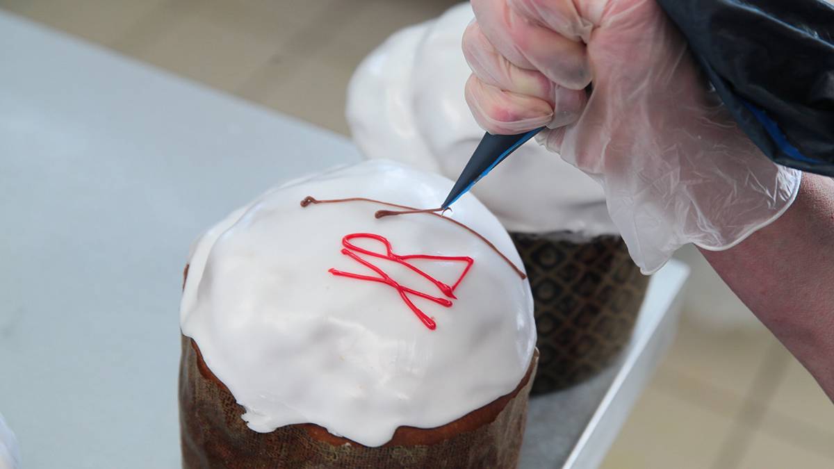 Россиянам напомнили, в какие даты празднуют Пасху и Радоницу в 2025 году