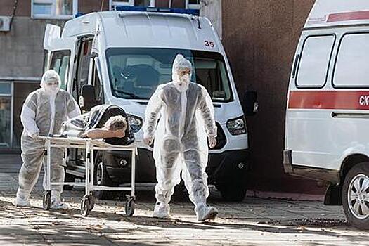 В Москве заявили о росте заболеваемости COVID-19 и числа госпитализаций