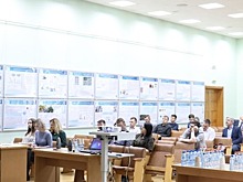 Мэрия Новосибирска организовала поездку промышленников в Институт органической химии СО РАН