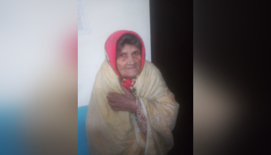 Полицейские Еткуля помогли вернуться домой потерявшейся 90-летней бабушке
