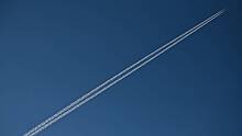 «Шар желтого цвета»: экипаж самолета увидел неопознанный объект в небе над Питером