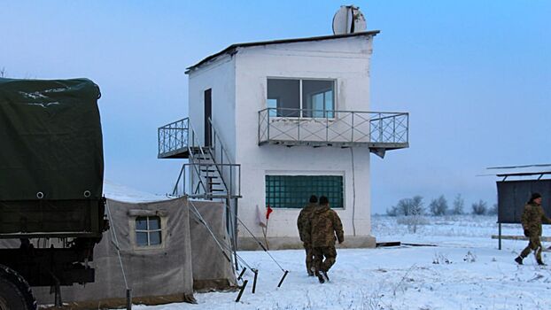 Украинские военные в Волынской области строят защитные укрепления на границе с Белоруссией