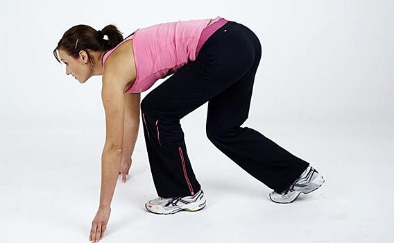 Названо упражнение, которое поможет быстро сжечь жир на животе