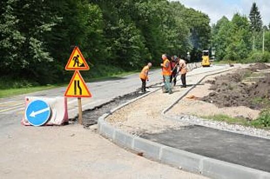 В Правдинском районе до середины августа перекроют часть автодорог