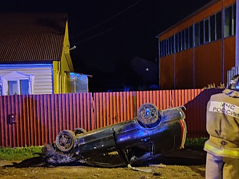 В Тверской области машина вылетела в кювет и перевернулась