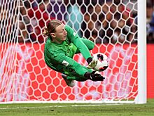 Тимур Журавель: днём хотел написать, как здорово было бы Сафонову перейти в «Борнмут»