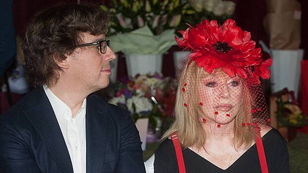 Фото Пугачевой с семьей в Риге стали поводом для новых слухов