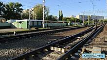 На новых трамвайных остановках Саратова обещают зарядки для телефонов и «венские платформы»