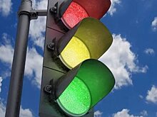 Усилиями прокуратуры в Саратове сделали разметку и починили светофор