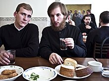 "На мерседес хватает?": почему все больше абитуриентов идут в священники