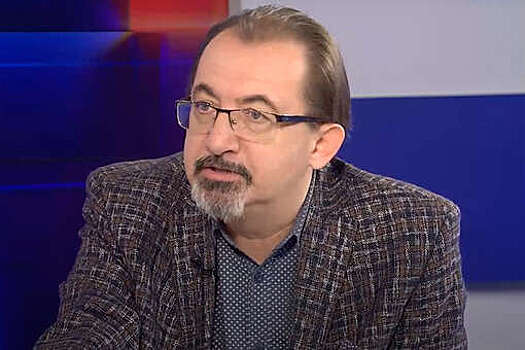 Владимир Бондаренко покинул пост главного режиссера волгоградского НЭТа