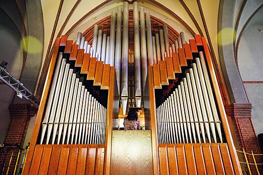 Академизм, как оверсайз, сегодня в моде: Юбилей Калининградской филармонии