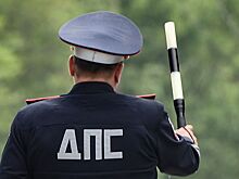 Глава ГИБДД Михаил Черников: Штрафовать за гаджеты на стекле - не наш метод